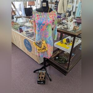 NWOT Lilly Pullitzer Colorful Tropical Print Dress